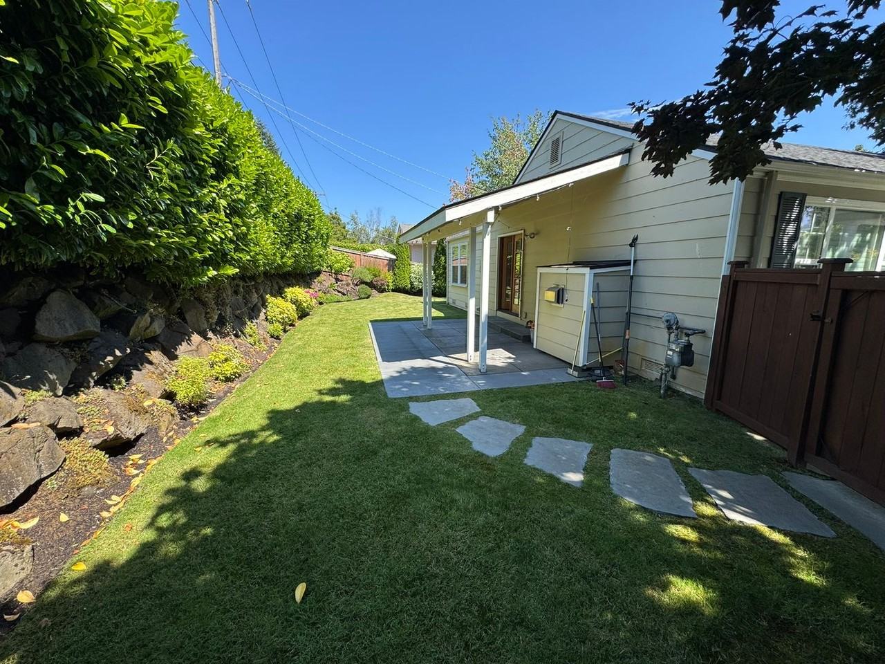 3420 W Bertona St - Photo 6 of 26