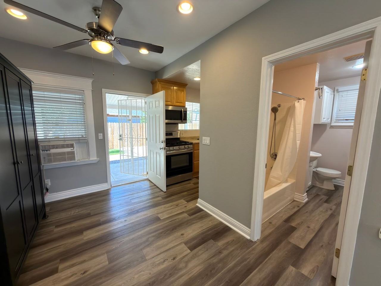 418 E La Veta Ave - Photo 5 of 16