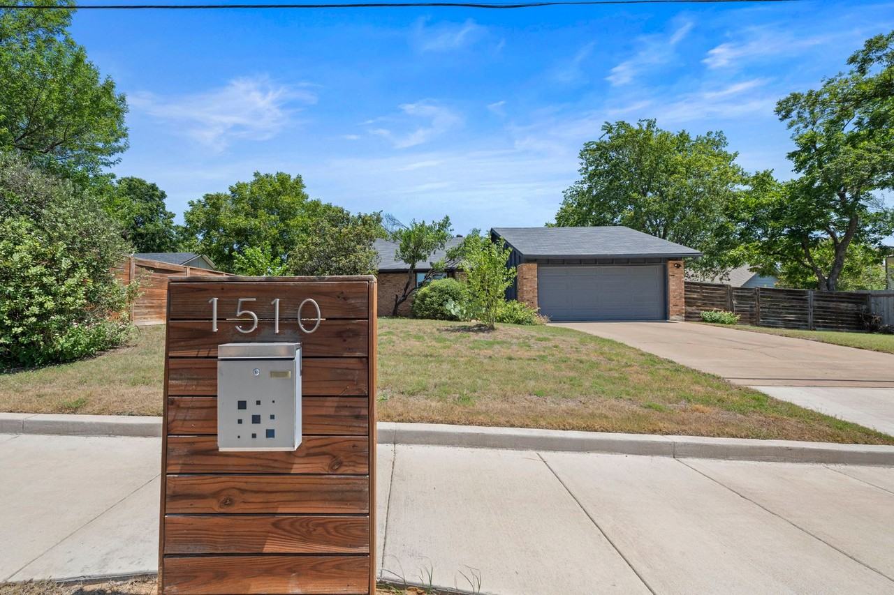 1510 Coronado Hills Dr - Photo 3 of 26