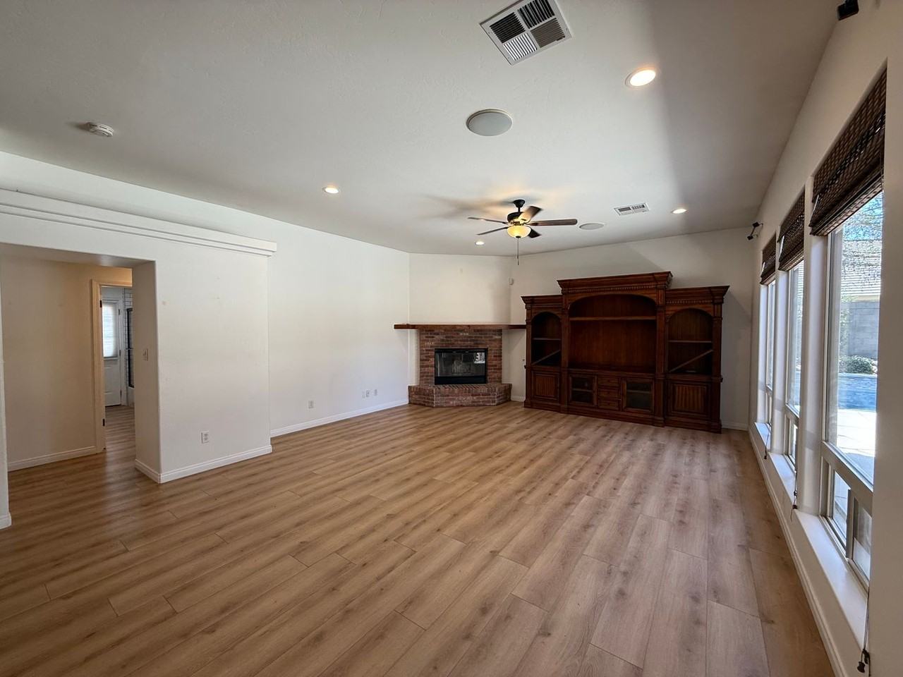 4309 Scribner Way - Photo 2 of 17