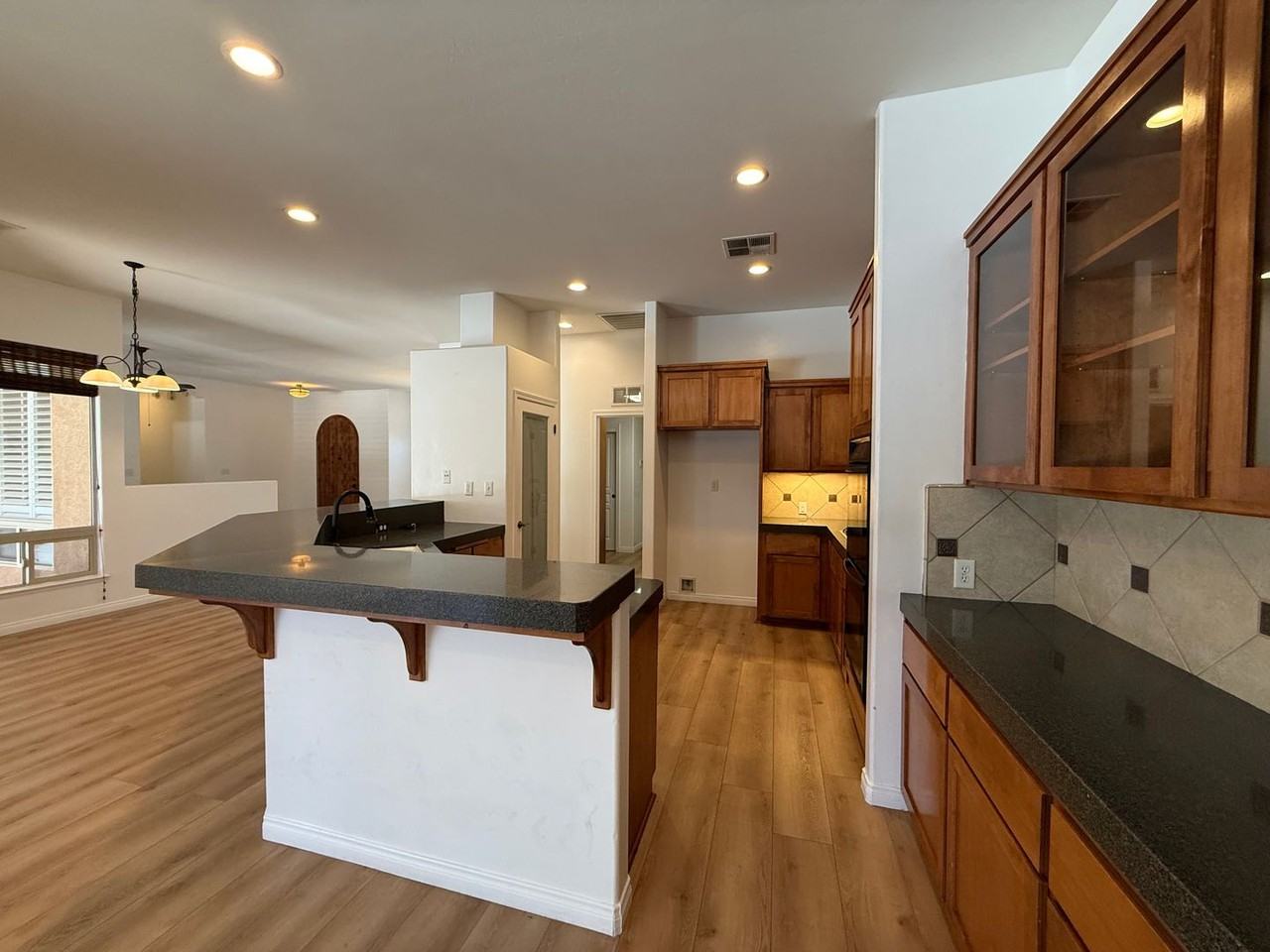 4309 Scribner Way - Photo 6 of 17