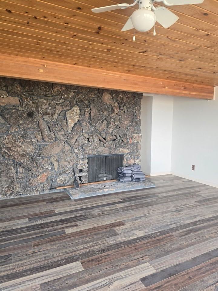 17011 Cheyne Rd - Photo 4 of 24