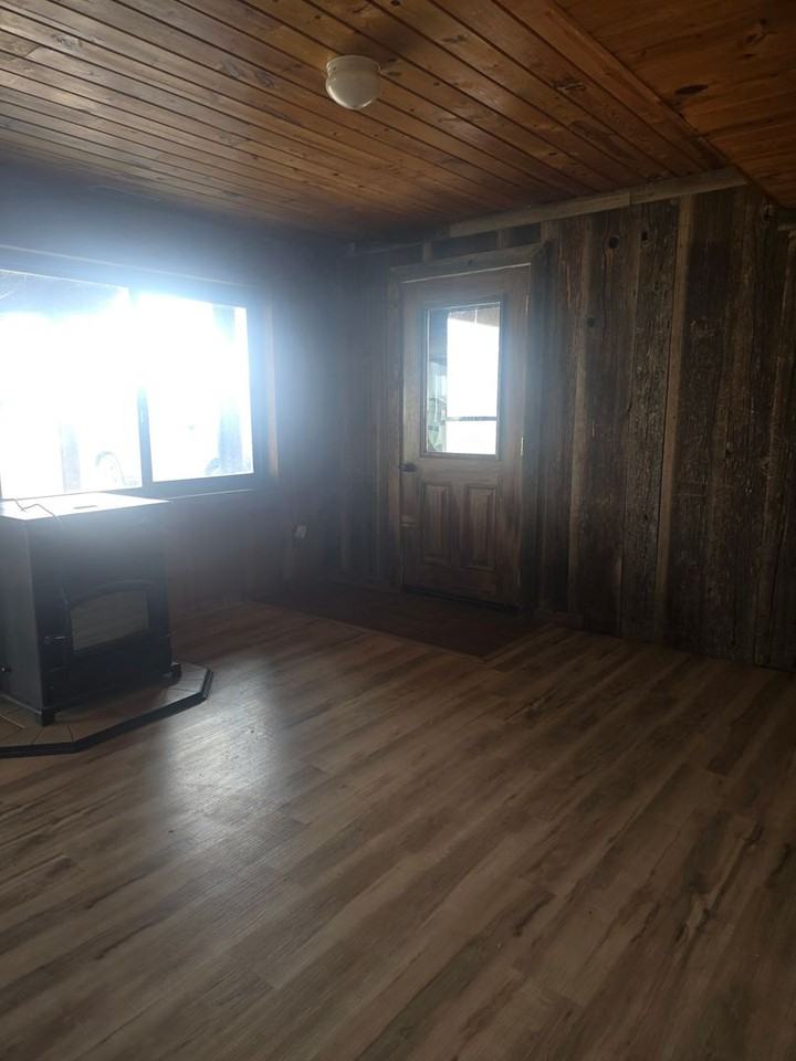 17011 Cheyne Rd - Photo 7 of 24