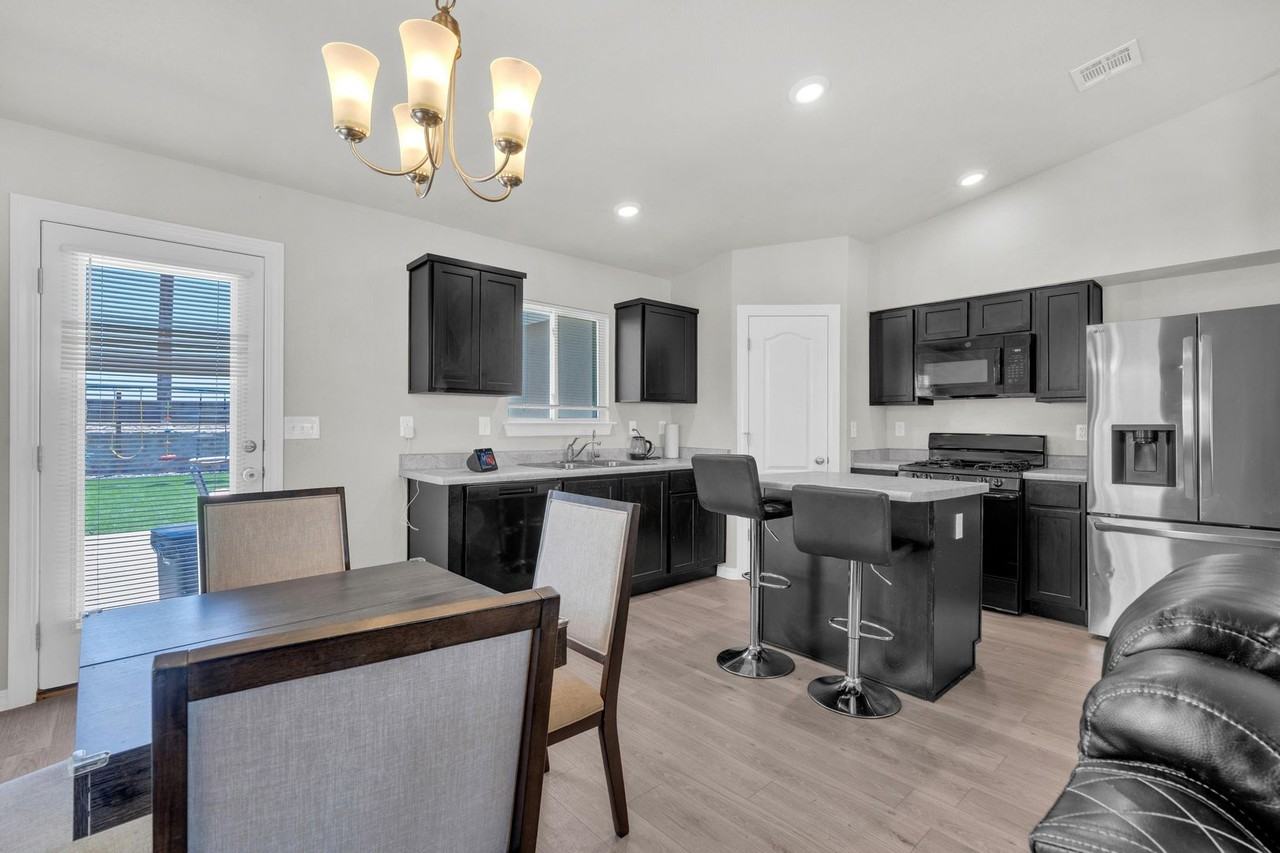 14372 Star Cactus Ave - Photo 6 of 38