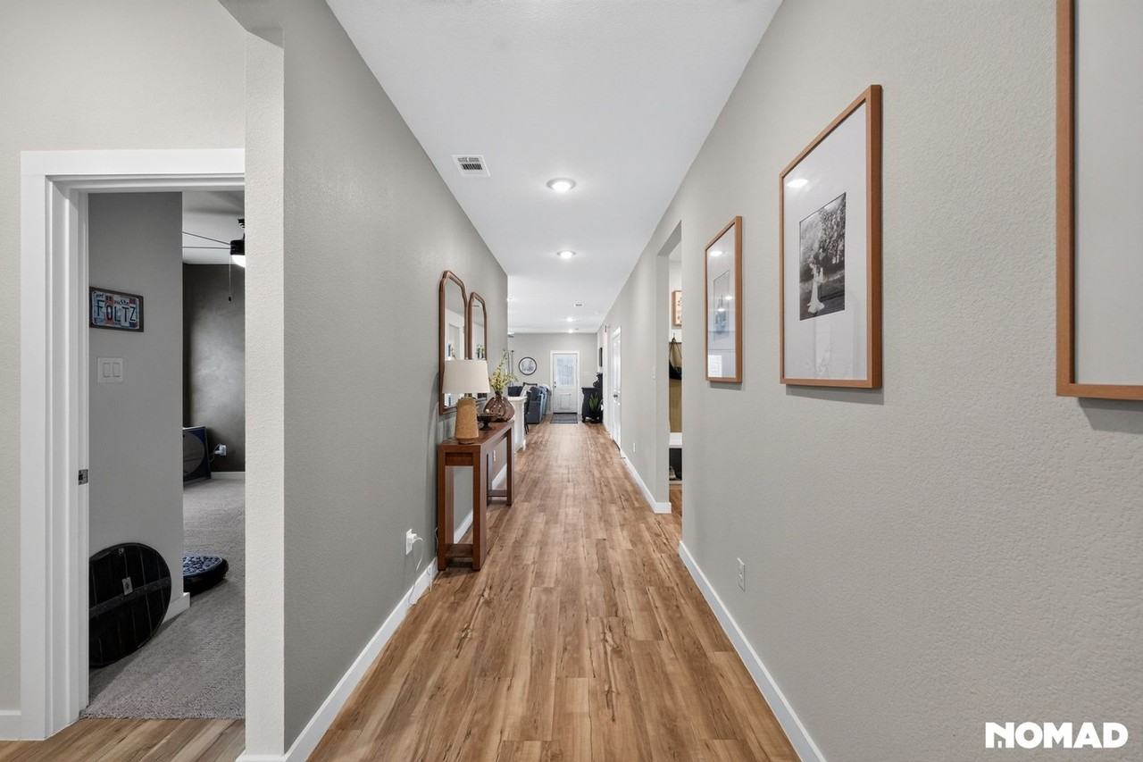 626 Cari Ln - Photo 3 of 35