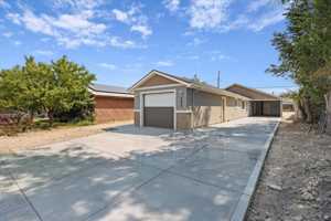 featured image of 254 Monroe St #2