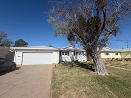 featured image of 3163 Portsmouth Dr