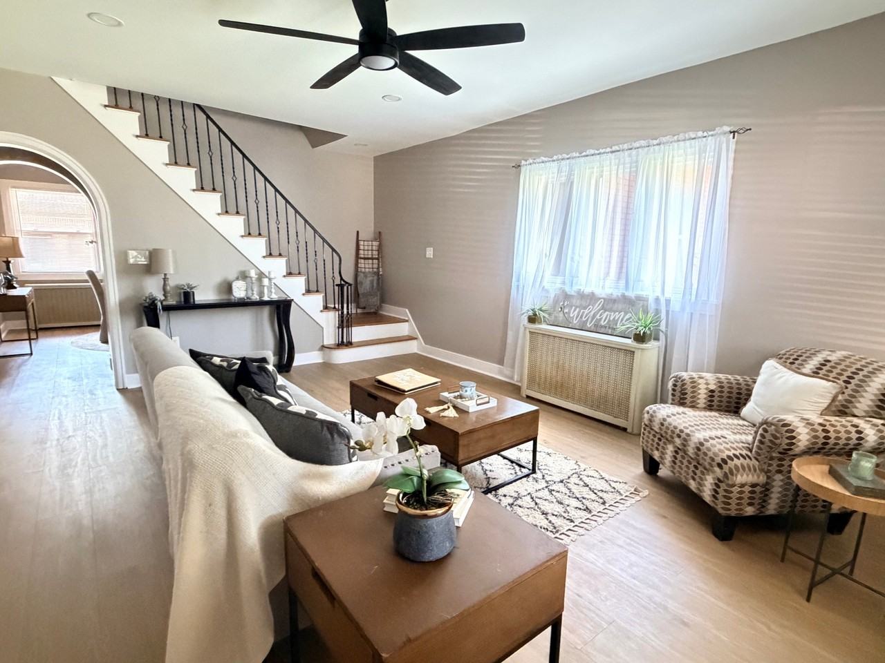 5642 Solway St - Photo 2 of 12