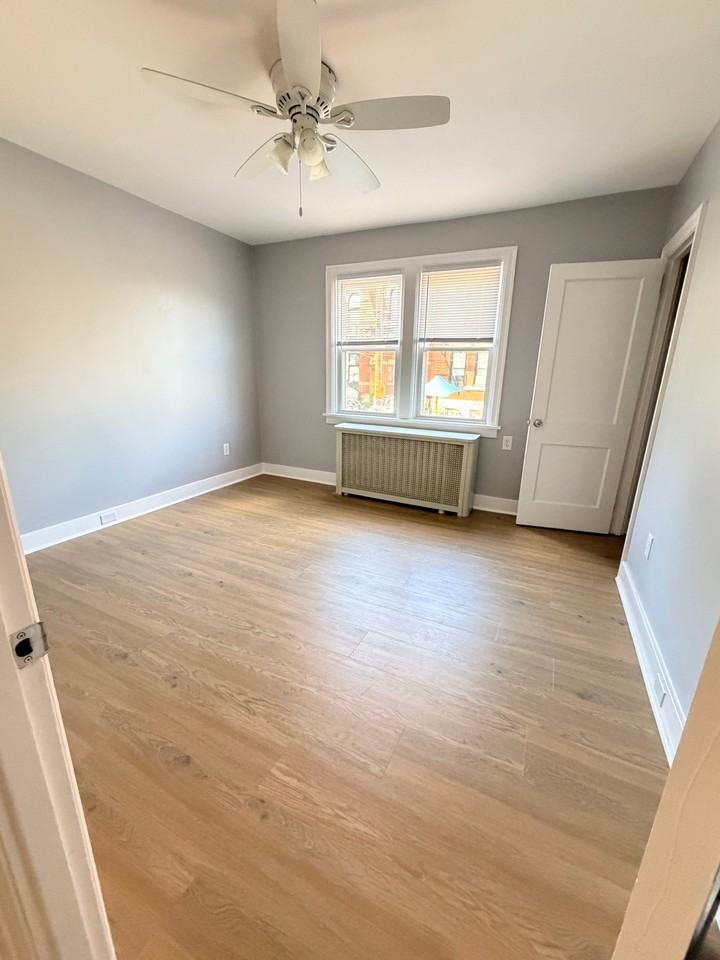 5642 Solway St - Photo 6 of 12