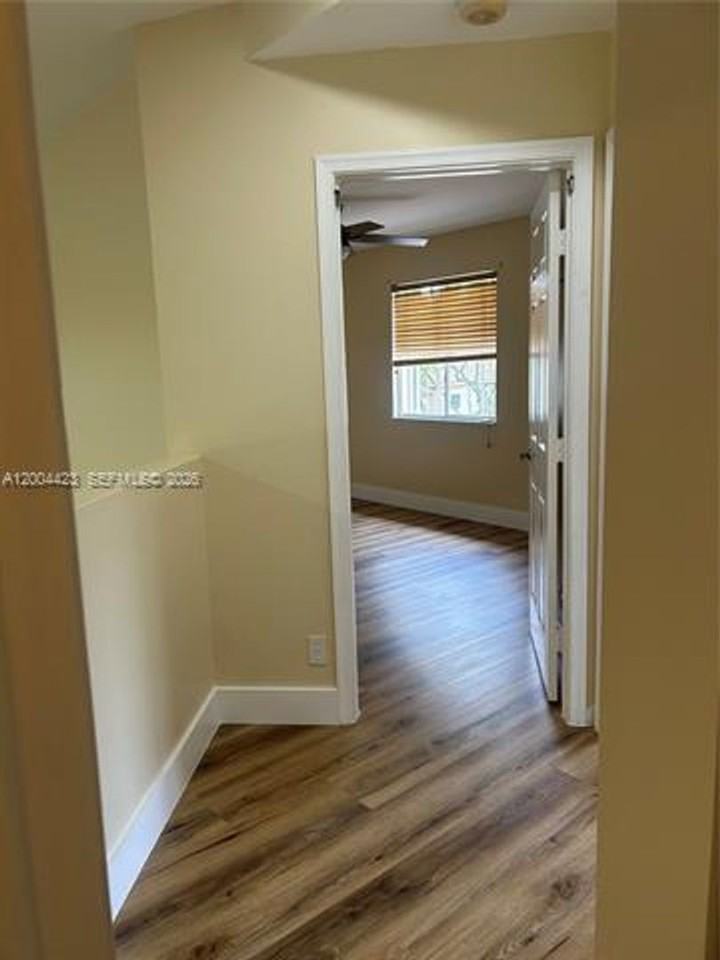 15851 15851 SW 10th St th 15851 - Photo 7 of 13