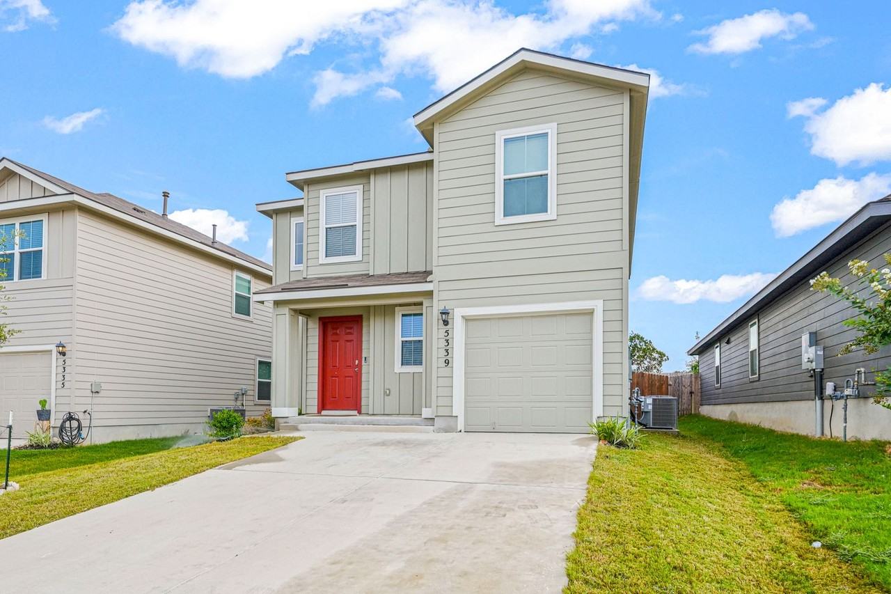 5339 Trinity Run - Photo 2 of 28