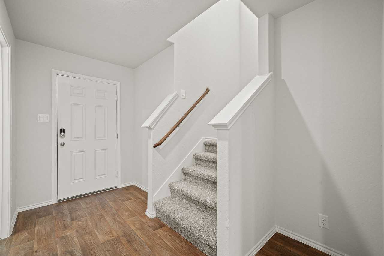 5339 Trinity Run - Photo 6 of 28