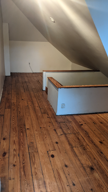 463 Elsmere St - Photo 5 of 29
