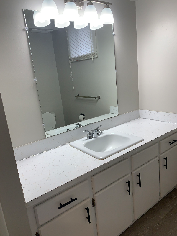 210 N 4th St #3 - Photo 6 of 10