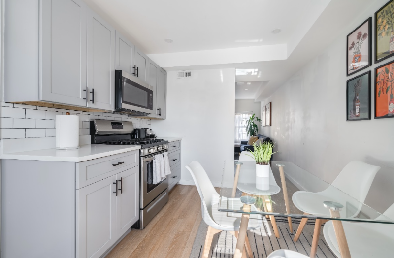 12 W 52nd St #2 - Photo 7 of 24
