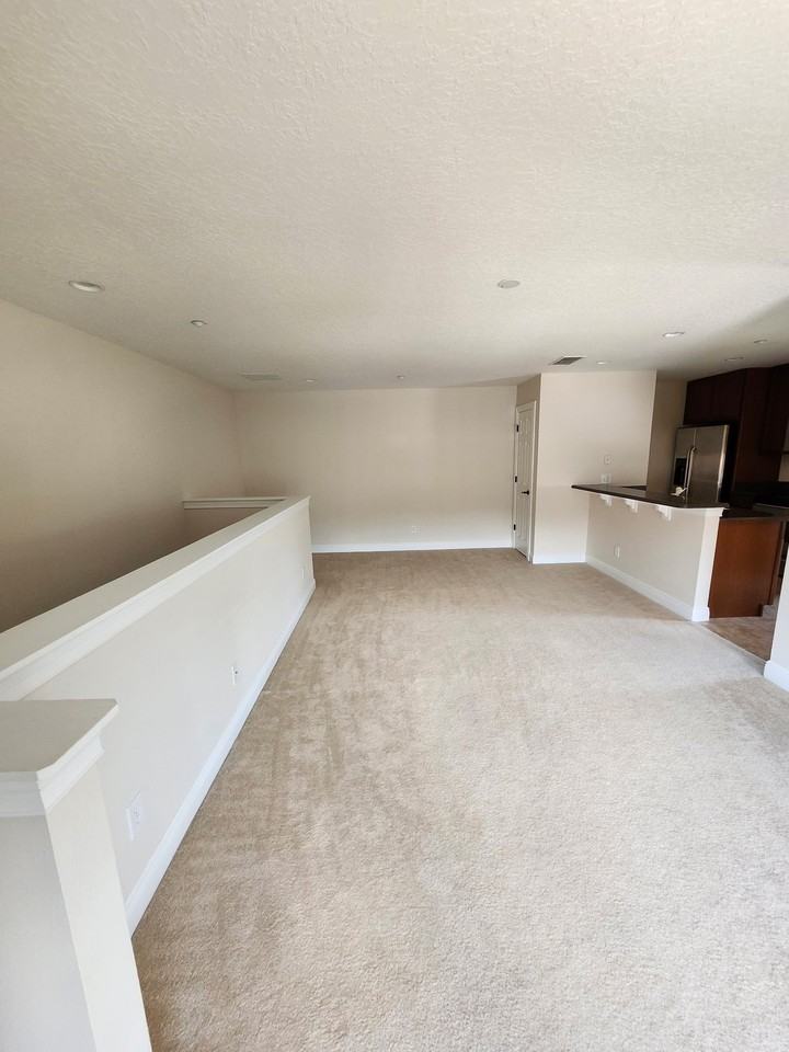 1027 Juel St - Photo 4 of 8