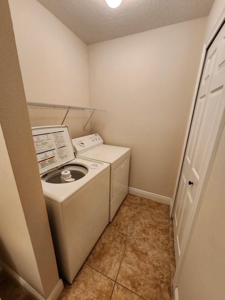 1027 Juel St - Photo 7 of 8