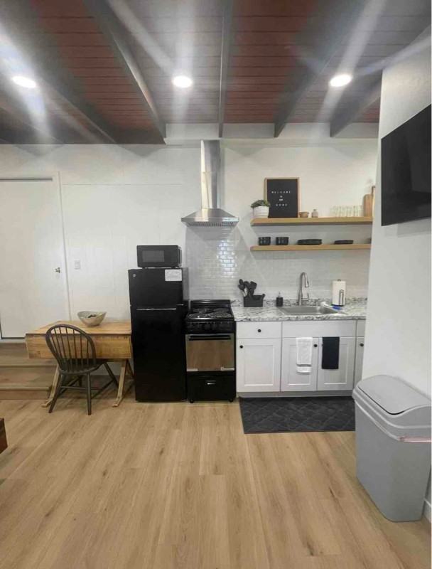 25 Maple Ln - Photo 2 of 12