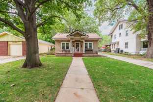1221 N Perry Ave - Photo 1 of 1