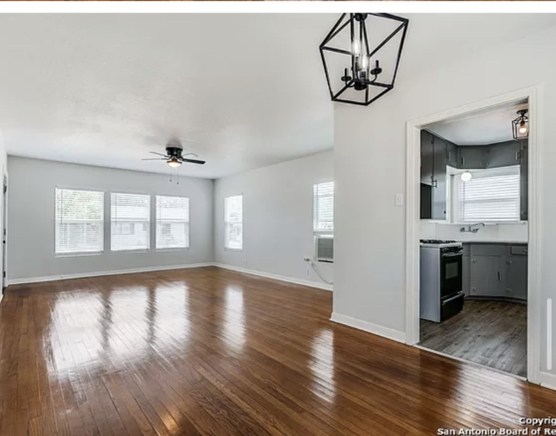 229 Greer St - Photo 5 of 12