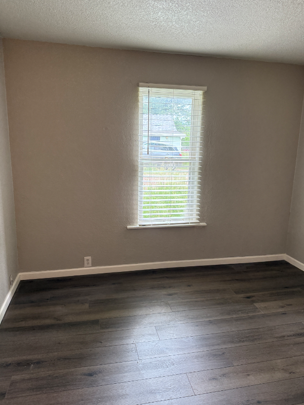 1015 W Cimarron St - Photo 7 of 17