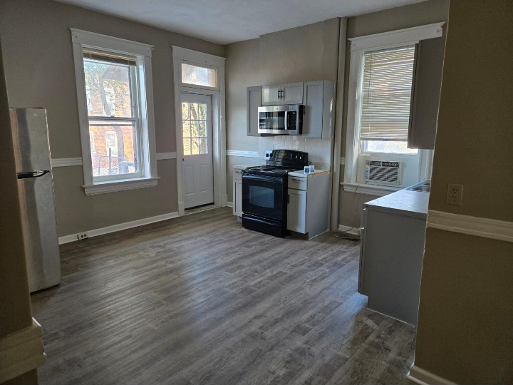 3309 Chippewa St 1st Fl #1stFL - Photo 2 of 7