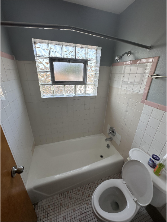 3110 W 59th St #2F - Photo 5 of 9