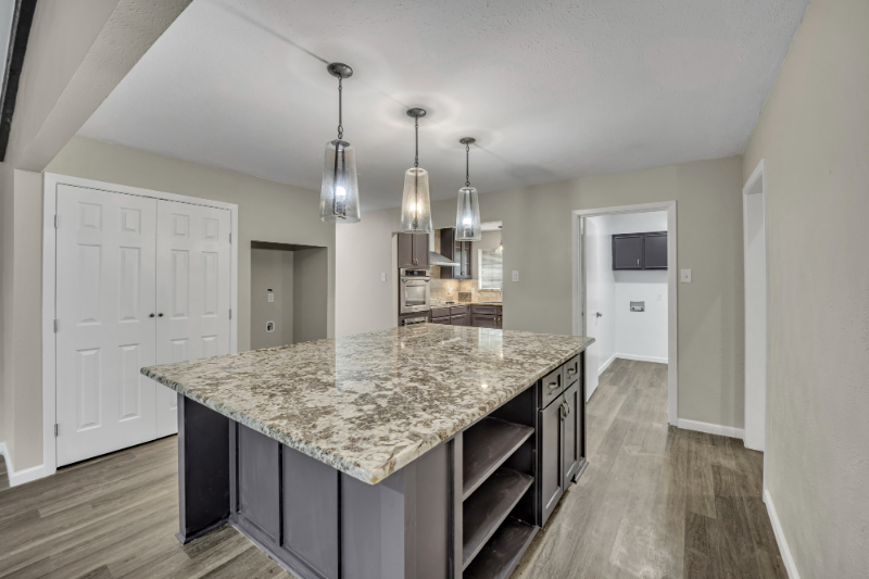 3105 Bouvier St - Photo 4 of 20