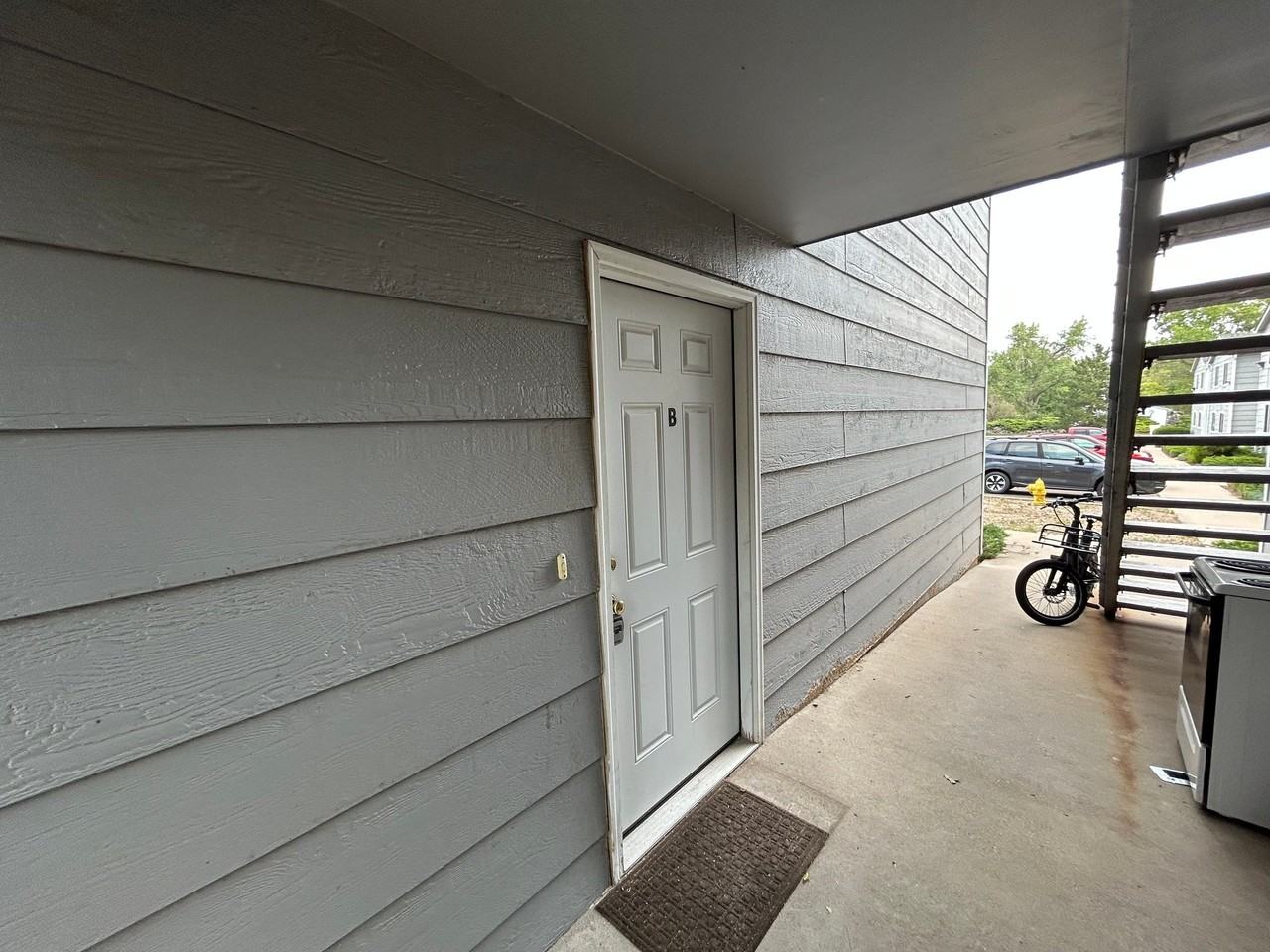 1355 Cherry St #B - Photo 2 of 15