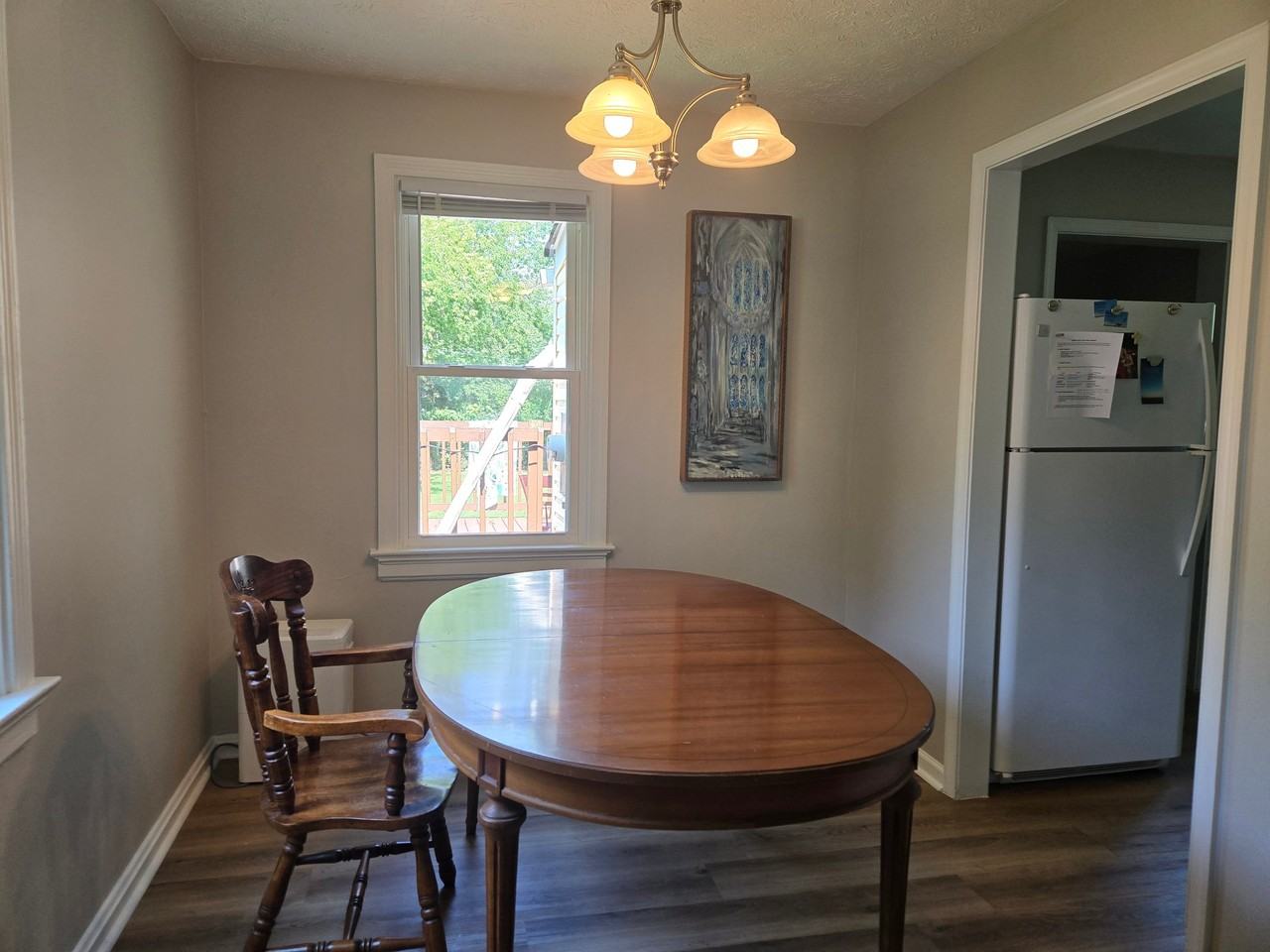 1115 Stewart Dr - Photo 5 of 28