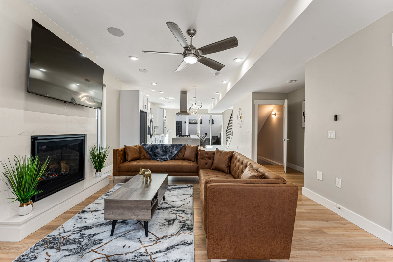 1660 Colorado Blvd - Photo 3 of 20