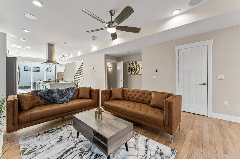 1660 Colorado Blvd - Photo 4 of 20