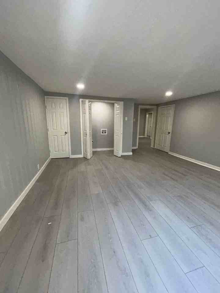 314 W Clarendon Dr - Photo 6 of 10