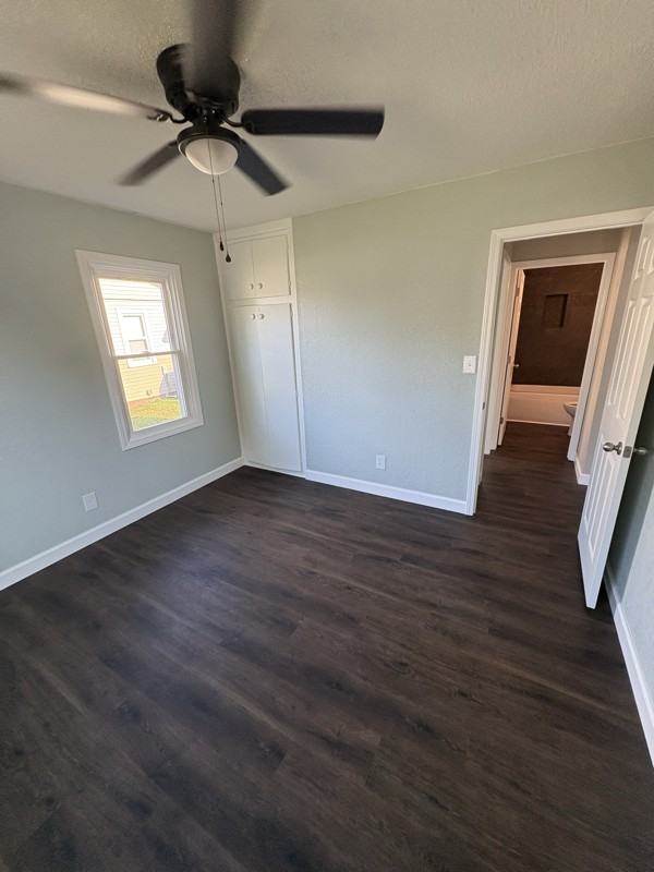 1021 Smith St - Photo 2 of 12