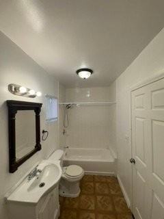 3711 S Western Ave #9 - Photo 5 of 15
