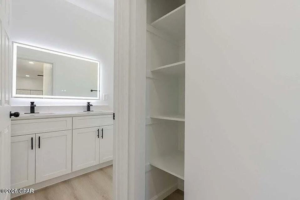 2514 N Bonita Ave - Photo 5 of 12