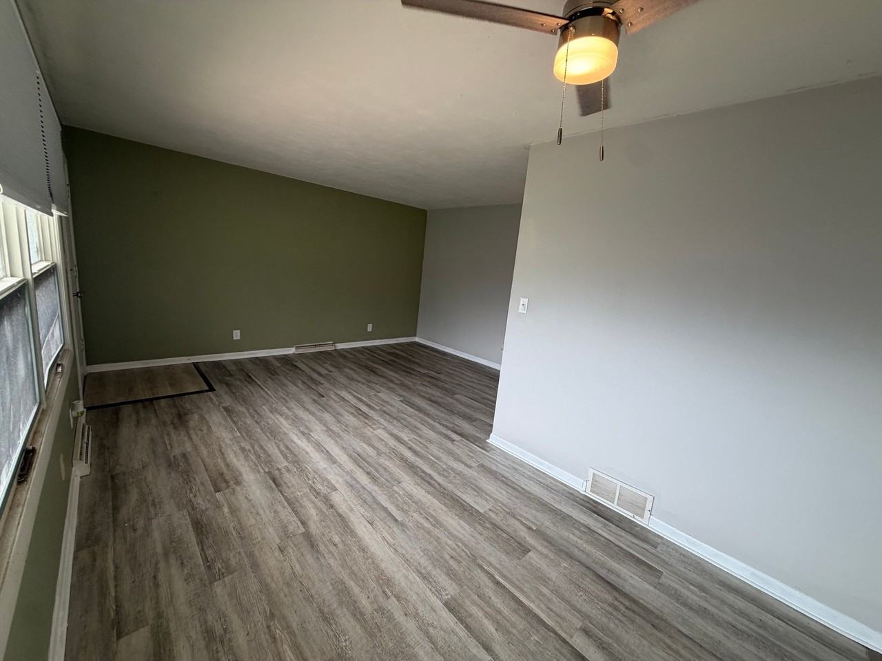 4109 36th Ave - Photo 4 of 11