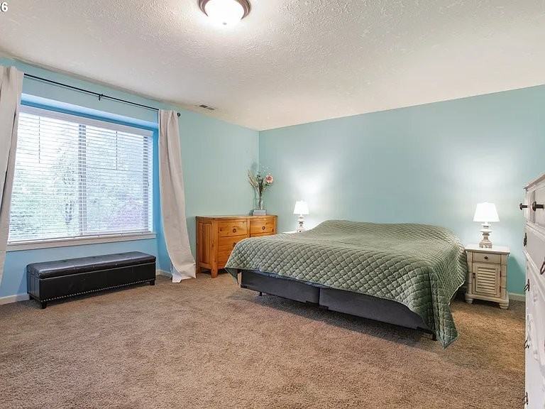 179 Crestwood St - Photo 6 of 16