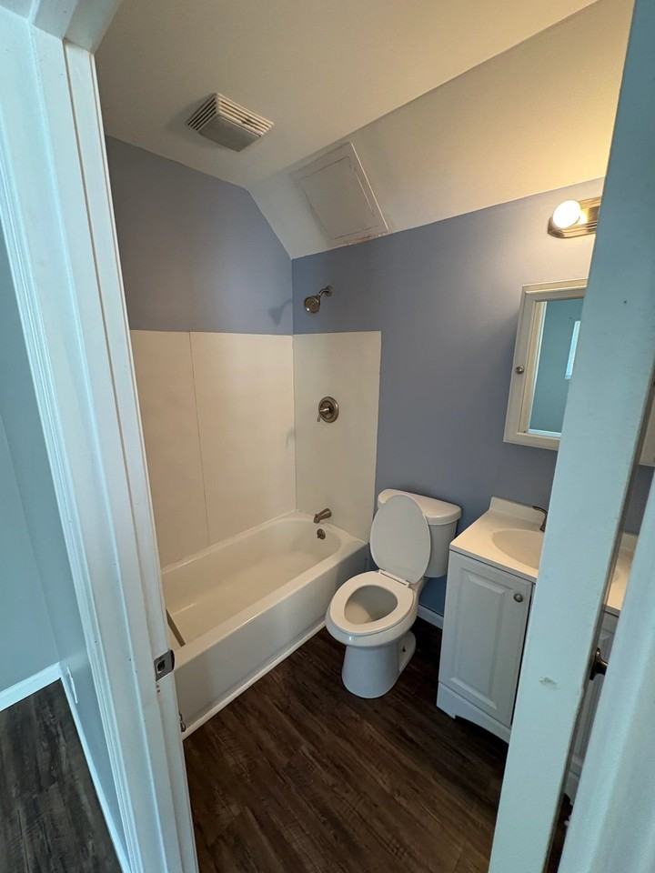 329 W South St #1 - Photo 4 of 5
