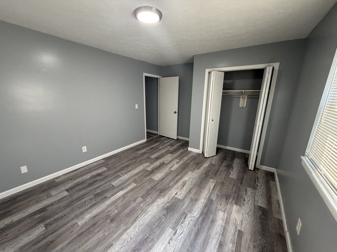 7422 West Blvd #6 - Photo 7 of 11