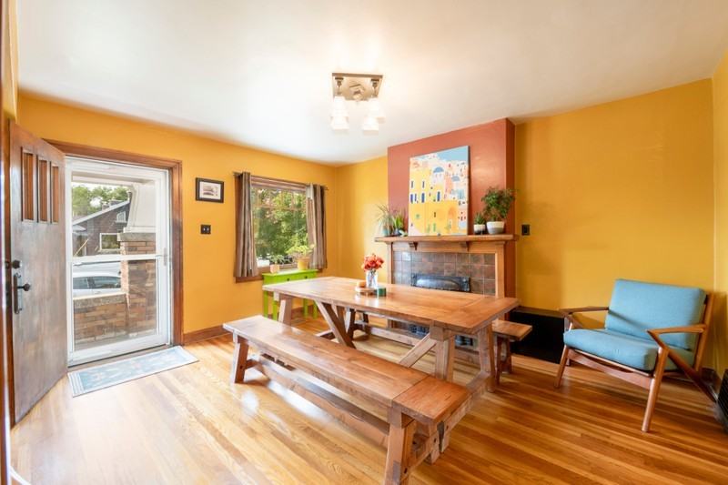 587 E Sherman Ave #1 - Photo 4 of 28