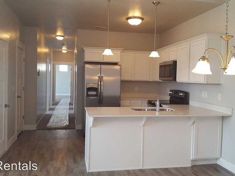 13233 S Andros Ln #H203 - Photo 3 of 14