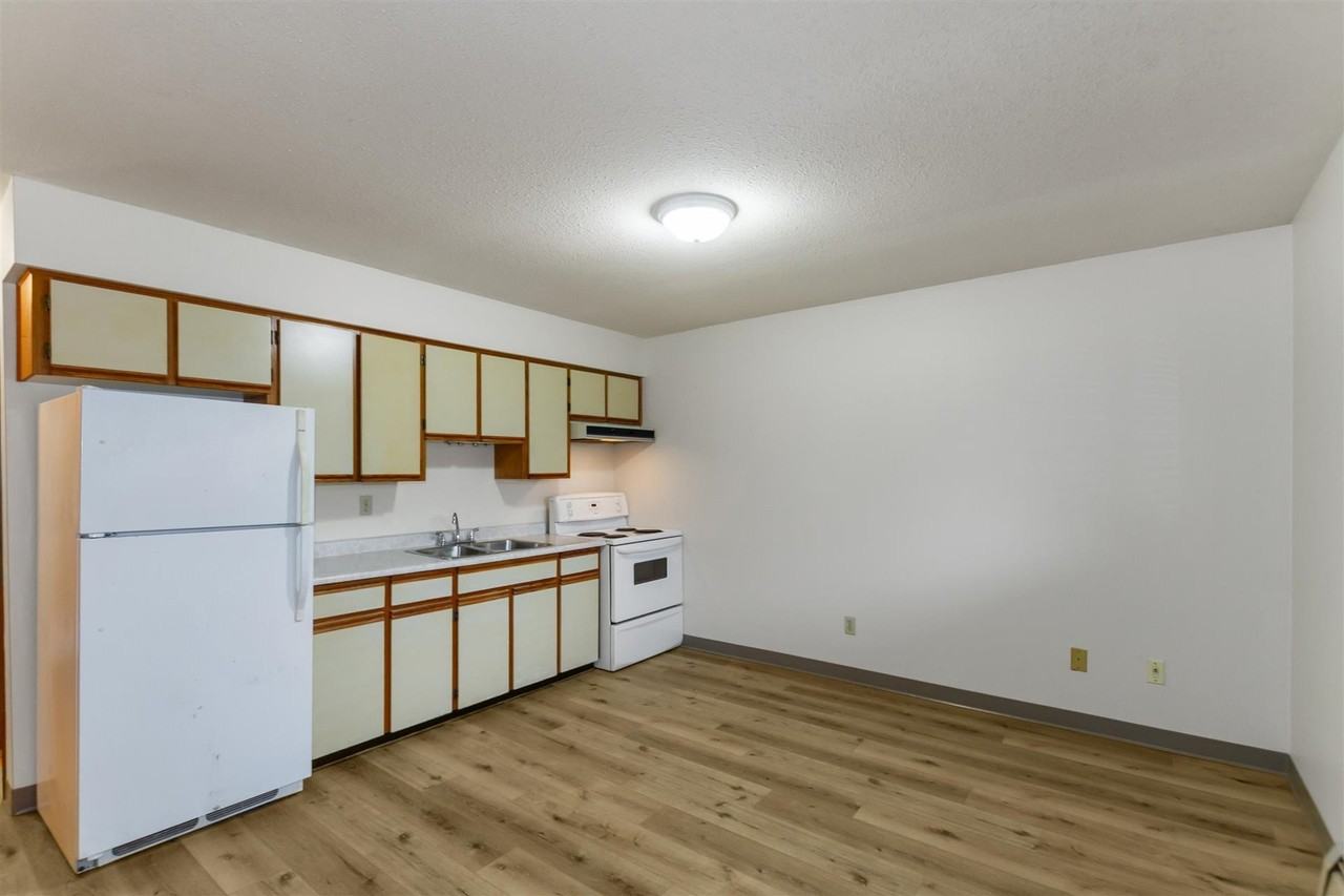 4958 Sidley Street - Photo 6 of 7