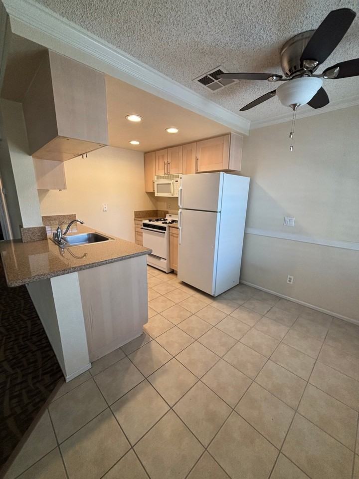82954 Stewart Dr #L2 - Photo 5 of 9
