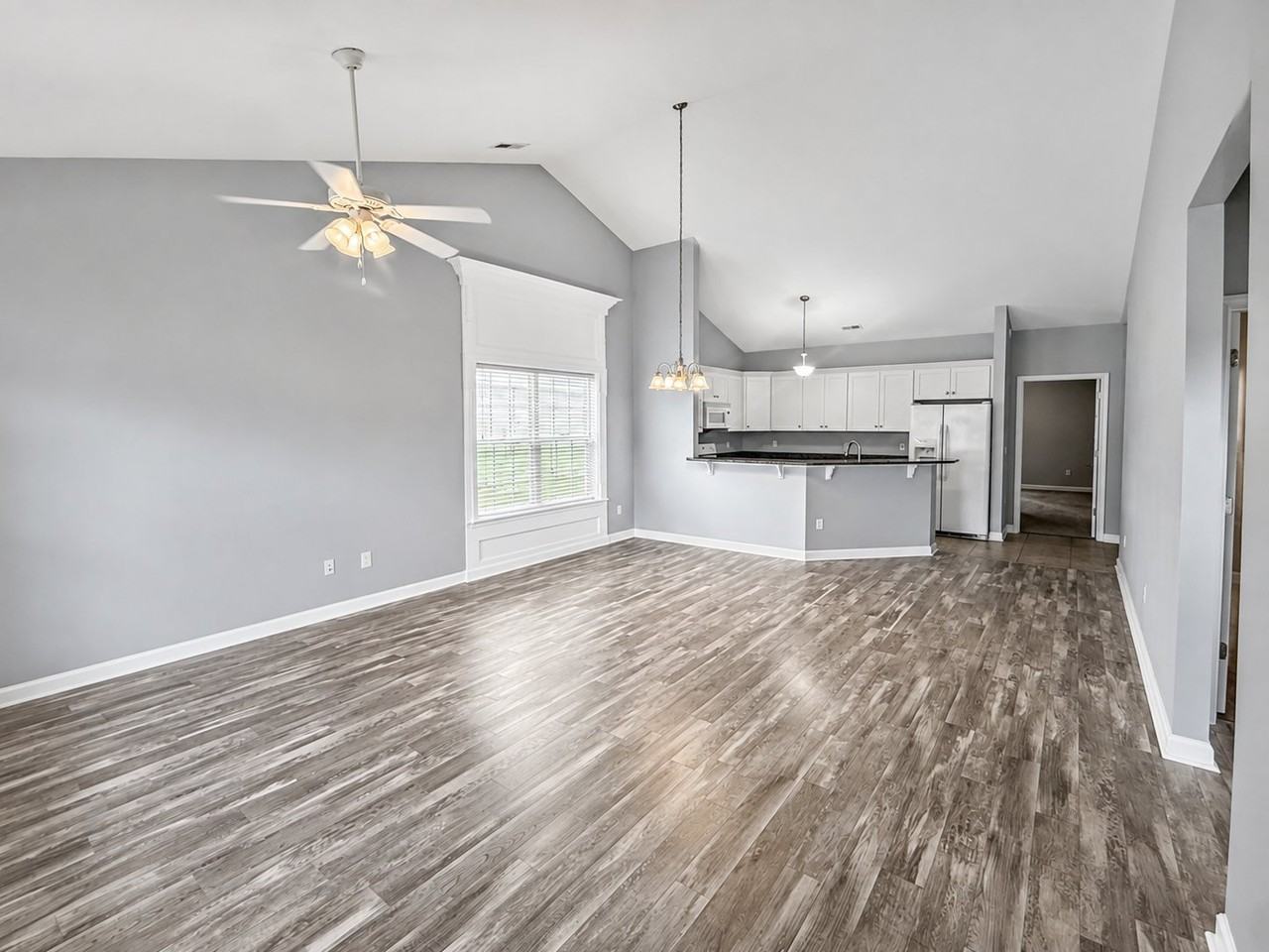 264 Archdale St - Photo 2 of 19