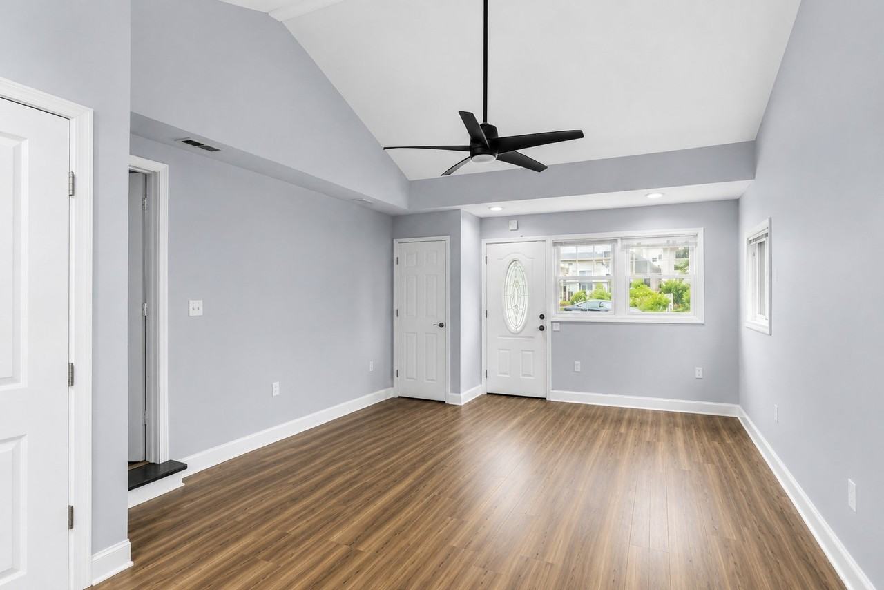 154 Central Ave - Photo 7 of 14