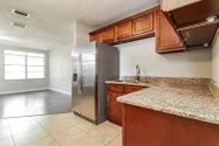 3328 Ne 169th St - Photo 1 of 1