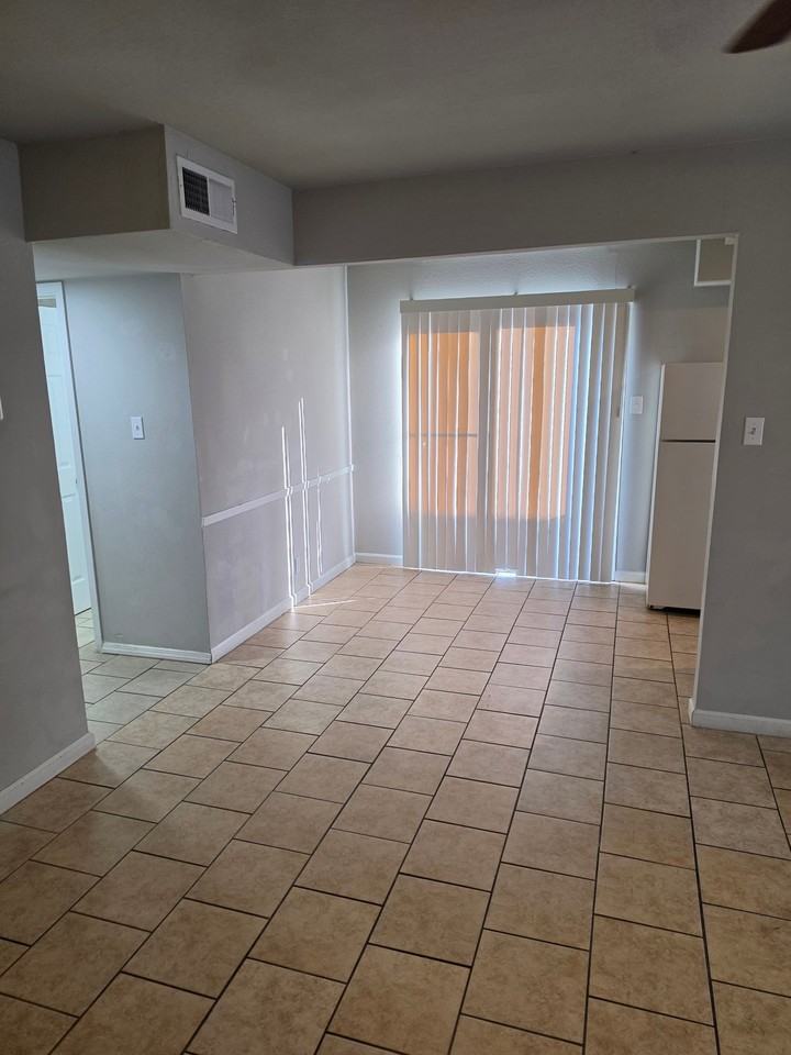 5906 Deer Horn Dr - Photo 3 of 16