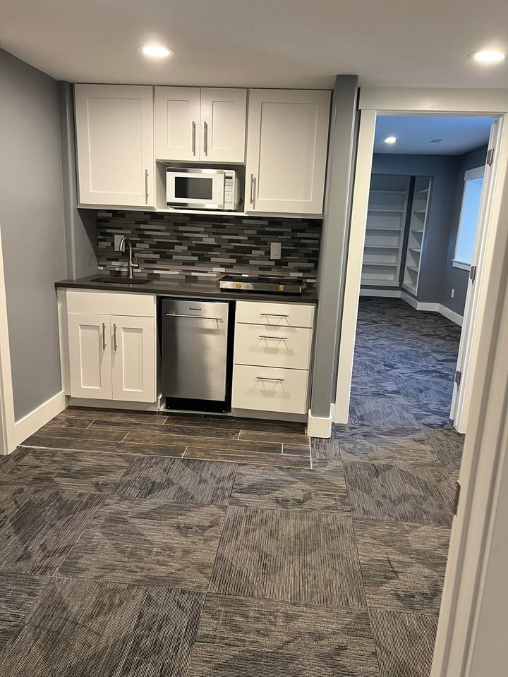 692 Stonebrook Ln #1 - Photo 6 of 18