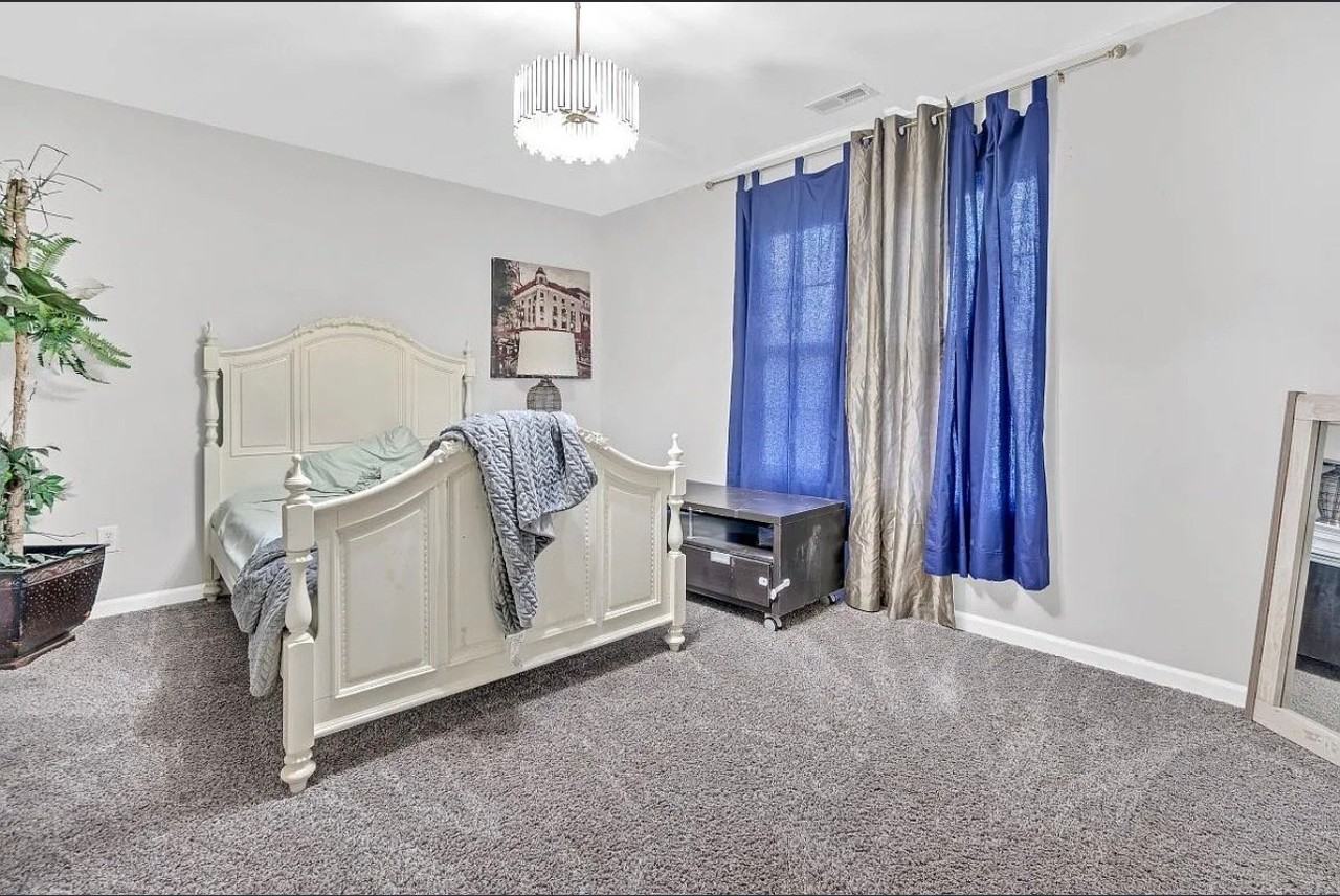 5077 Stonewood Pines Dr - Photo 3 of 10